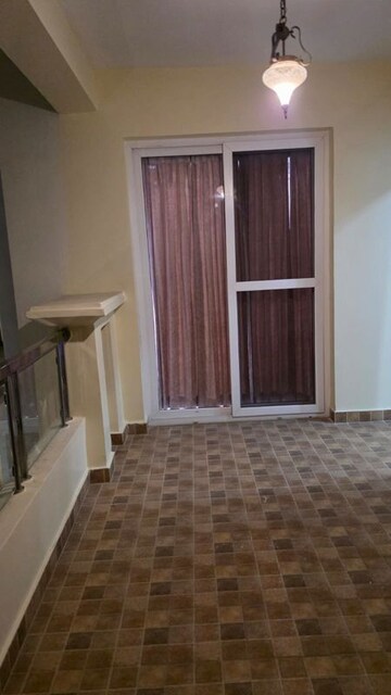 Balcony in 3.5 BHK Apartment at Gomti Nagar – for Rent