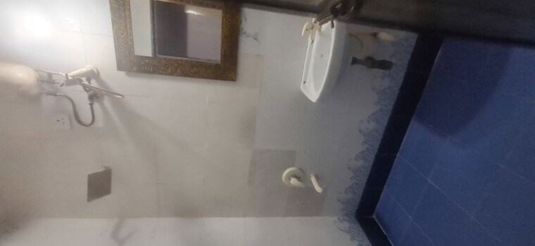 Bathroom, hdil-dheeraj-diamond 2 Bedroom 885 Sq.Ft. Apartment In Malad West Mumbai 9918663