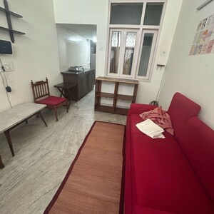 1 BHK Builder Floor For Rent in South Extension I