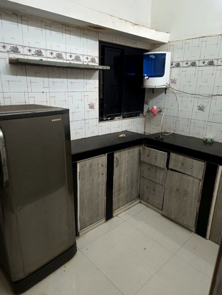 Kitchen, satellite 1 Bedroom 900 Sq.Ft. Apartment In Satellite Ahmedabad 9918666