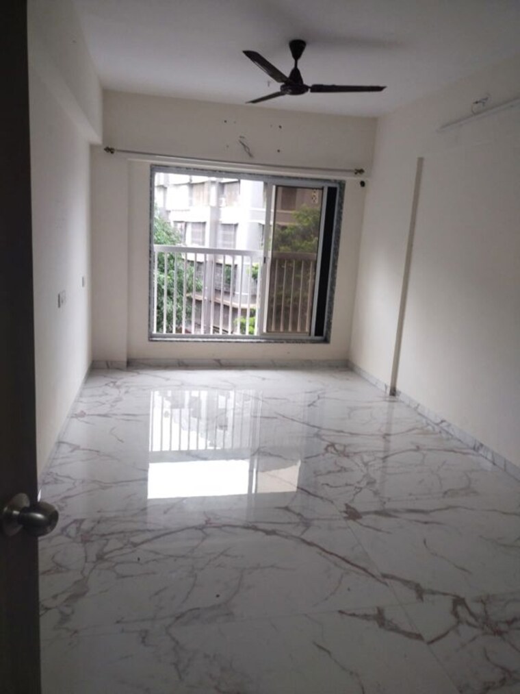 Room, ghatkopar east 2 Bedroom 650 Sq.Ft. Apartment In Ghatkopar East Mumbai 9918673