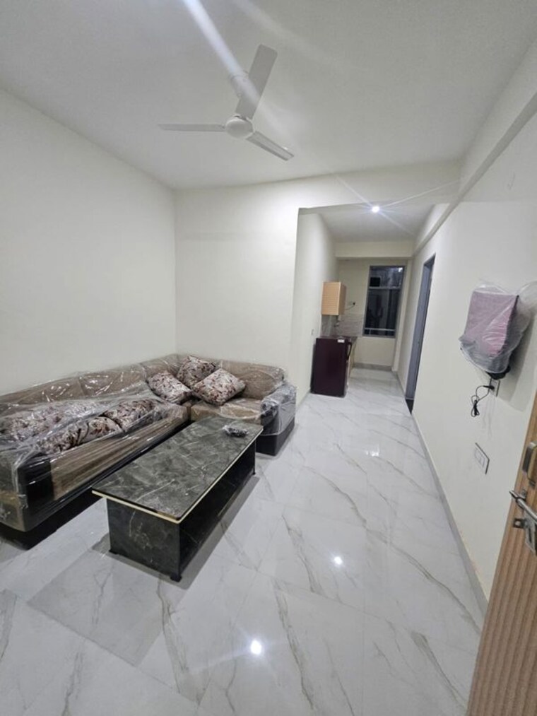 Bedroom, sector 40 1 Bedroom 720 Sq.Ft. Builder Floor In Sector 40 Gurgaon 9918678