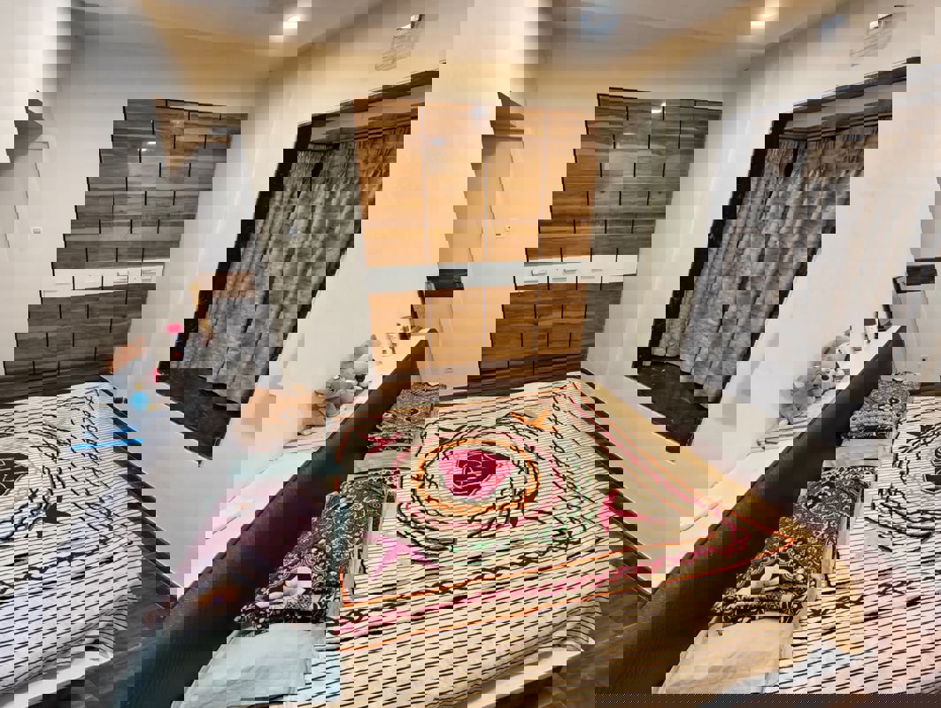 2 BHK + Extra Room Apartment For Rent in Dheeraj Ganga