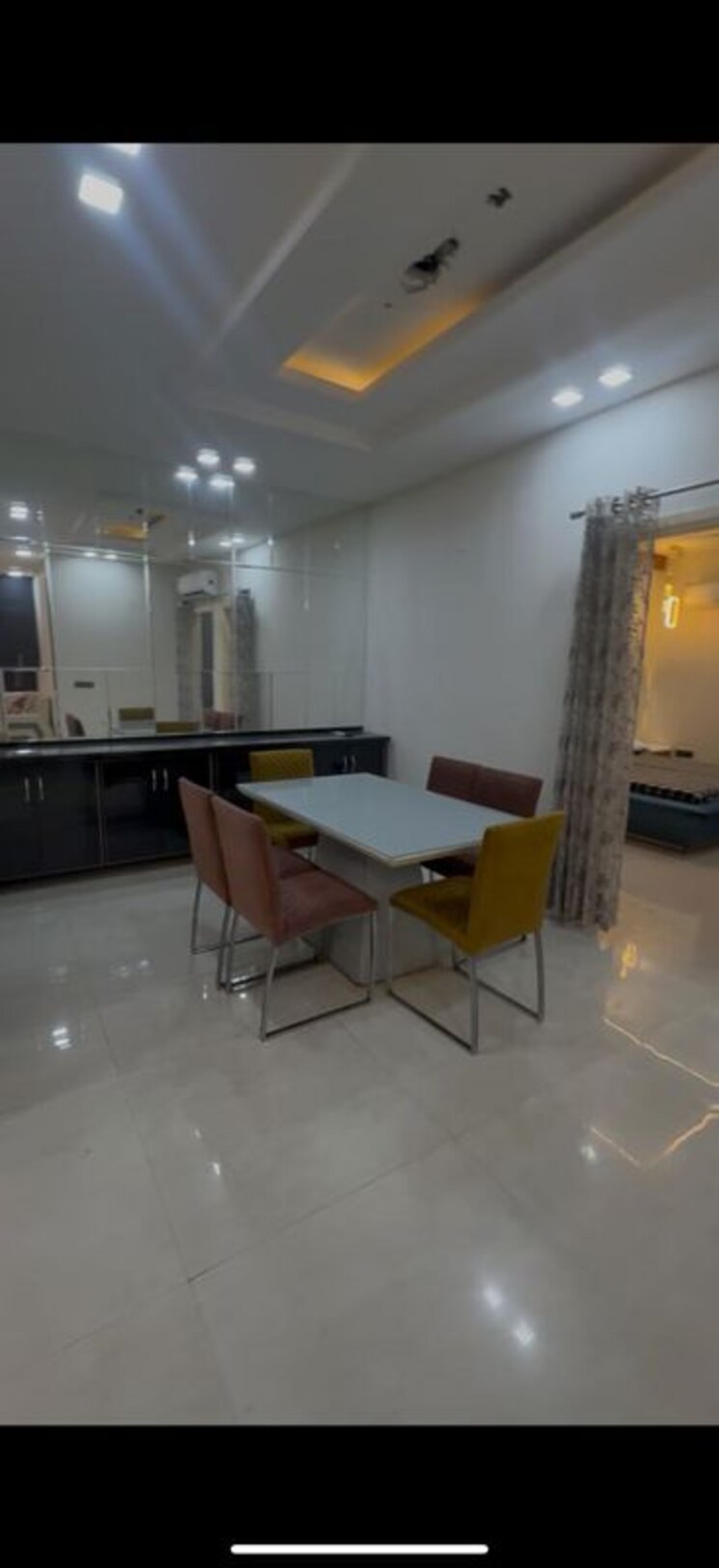 Living Room, international airport road 3 Bedroom 2200 Sq.Ft. Apartment In International Airport Road Zirakpur 9918684