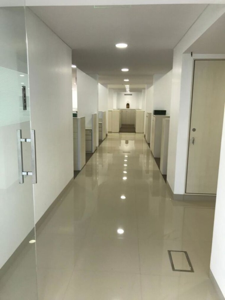 undefined, andheri east Commercial Office Space 12500 Sq.Ft. In Andheri East Mumbai 9918688