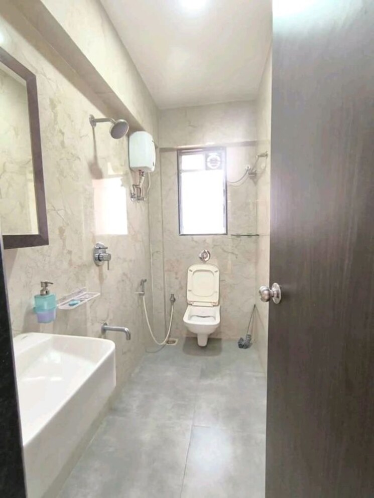 Bathroom, ani-anu-sri-balaji-enclave 2 Bedroom 622 Sq.Ft. Apartment In Malad West Mumbai 9918691