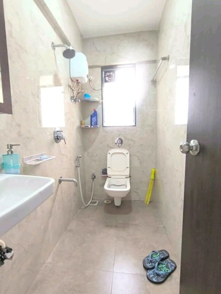 Bathroom, ani-anu-sri-balaji-enclave 2 Bedroom 622 Sq.Ft. Apartment In Malad West Mumbai 9918691