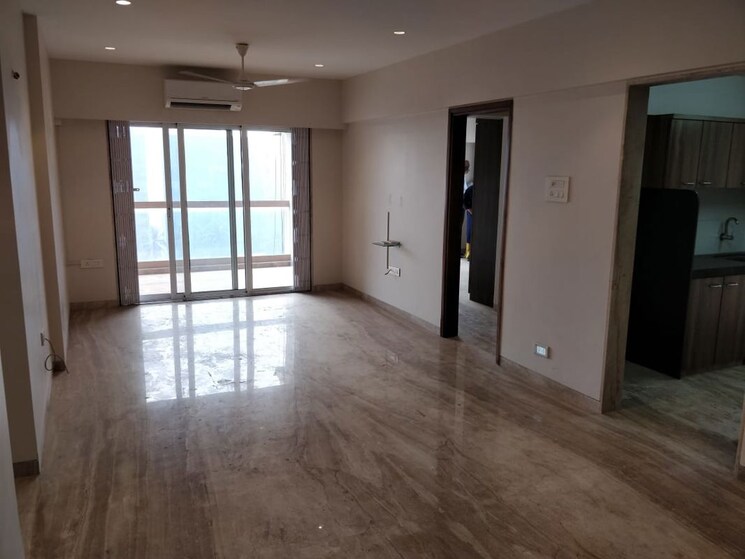 Room, ghatkopar east 2 Bedroom 550 Sq.Ft. Apartment In Ghatkopar East Mumbai 9918697