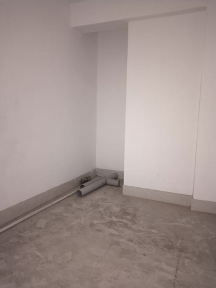 Room, lake town 2 Bedroom 550 Sq.Ft. Apartment In Lake Town Kolkata 9918701