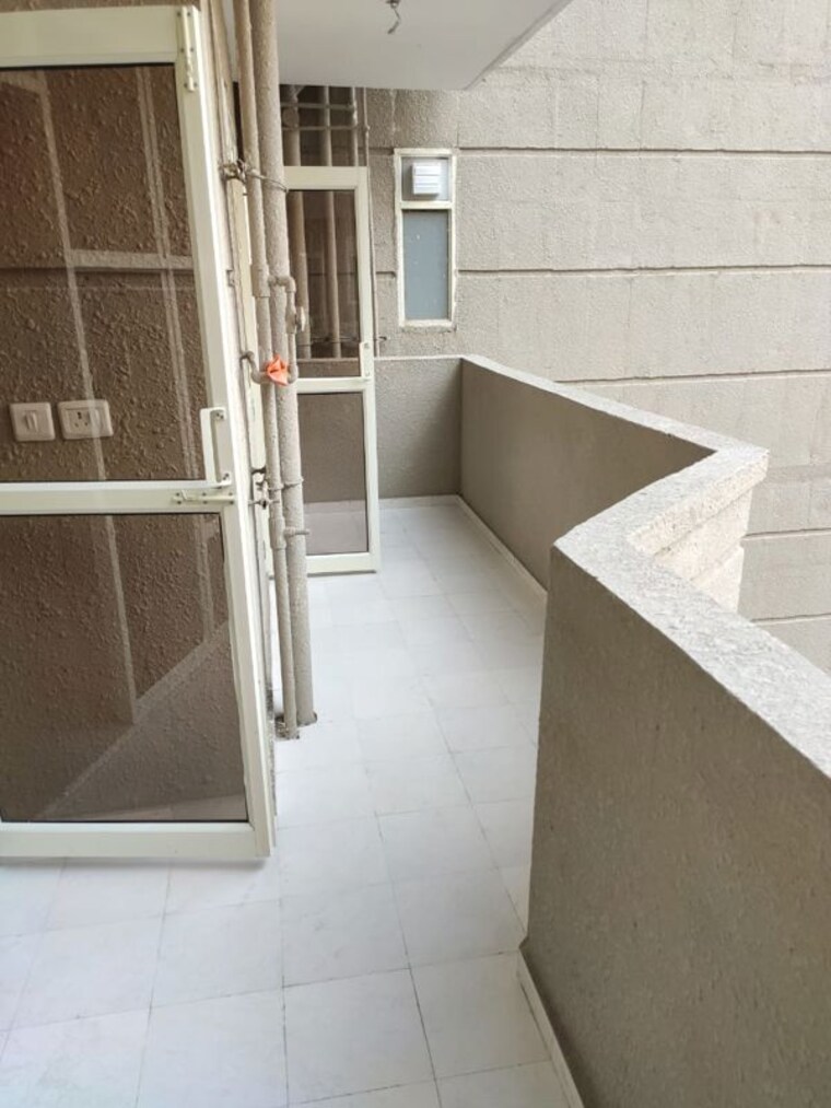 Balcony, pyramid-pride 2 Bedroom 698 Sq.Ft. Apartment In Sector 76 Gurgaon 9918708