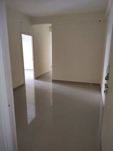 Room in 2 BHK Apartment at Pyramid Pride, Sector 76 – for Rent