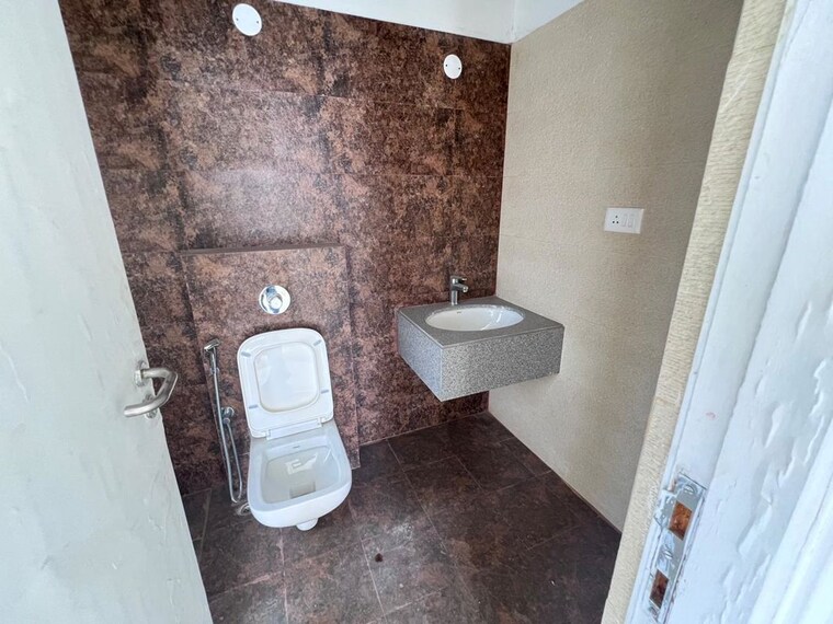 Bathroom, rishi-pranaya-phase-i 3 Bedroom 1330 Sq.Ft. Apartment In Rajarhat New Town Kolkata 9918711