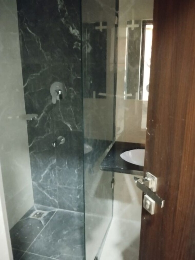 Bathroom, rajapushpa-provincia 3 Bedroom 1715 Sq.Ft. Apartment In Narsingi Hyderabad 9918727