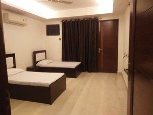   Pg at Chattarpur – for Rent