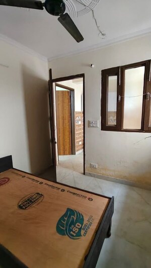 Room in 2.5 BHK Builder Floor at New Ashok Nagar – for Rent