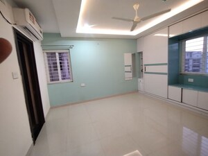 Room in 3 BHK Apartment at Aparna Sarovar, Nallagandla – for Rent