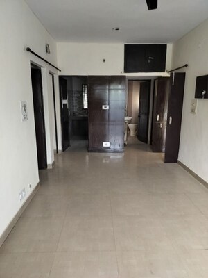 3 BHK Apartment For Rent in Sector 6 Dwarka