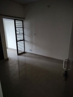 2 BHK + Extra Room Apartment For Rent in Sector 17 Dwarka