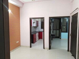 Room in 2 BHK Builder Floor at Global Arcade, Sector 42 – for Rent