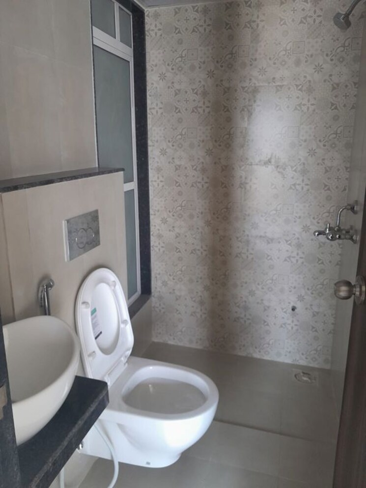 Bathroom, atharva-landmark 3 Bedroom 850 Sq.Ft. Apartment In Malad East Mumbai 9918760