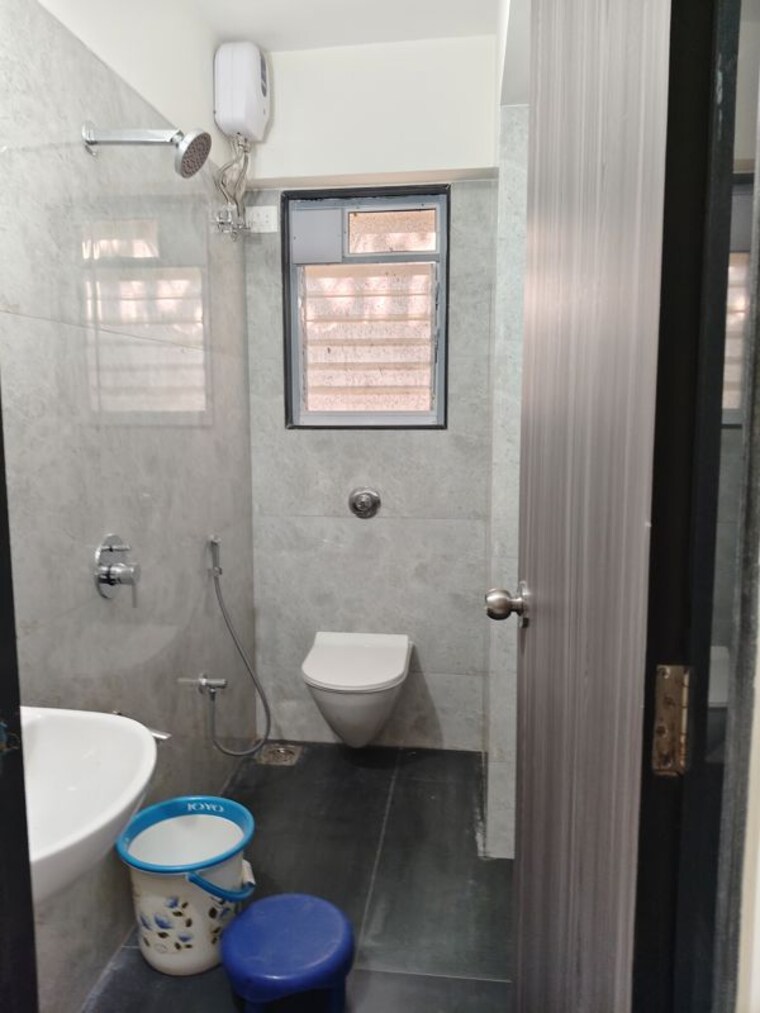 Bathroom, imperial-hava-hira 1 Bedroom 385 Sq.Ft. Apartment In Malad West Mumbai 9918764