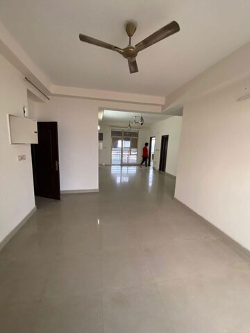 Room in 3 BHK Villa at Omaxe NRI Villas, Omega Ii Greater Noida – for Rent