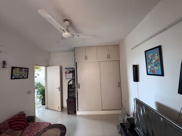 Furnished Amenities in 3 BHK Apartment at Tulip Violet, Sector 69 – for Rent