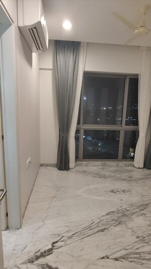 Room in 4 BHK Apartment at Kasturi Epitome, Wakad – for Rent