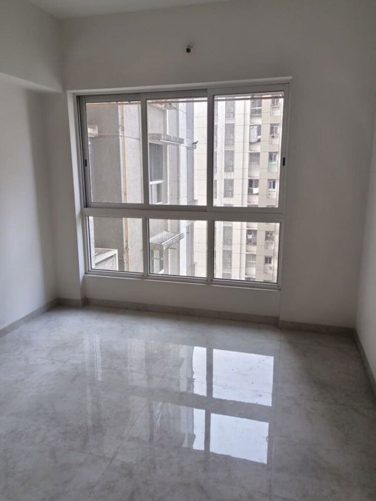 Room, lodha-amara 2 Bedroom 672 Sq.Ft. Apartment In Kolshet Road Thane 9918822