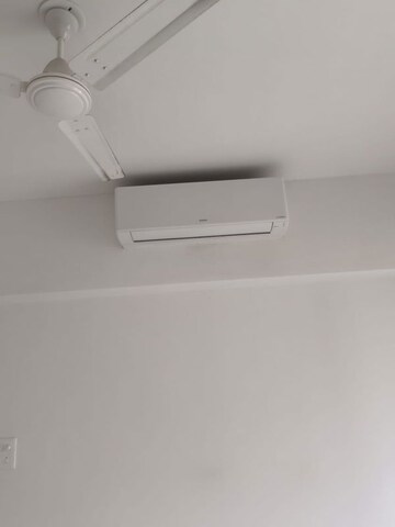 2 BHK Apartment For Rent in Lodha Amara, Kolshet Road