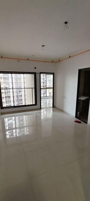 Room in 1 BHK Apartment at Chandak Nishchay Wing E, Borivali East – for Rent