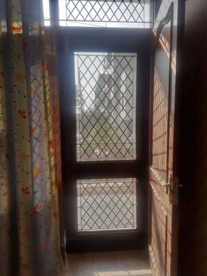  2.5 BHK Villa at Sector 49 – for Rent