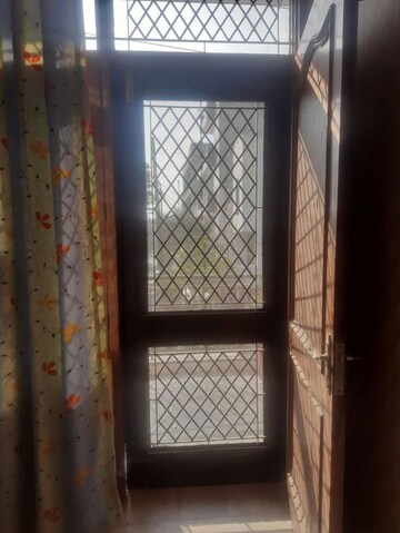  2.5 BHK Villa at Sector 49 – for Rent