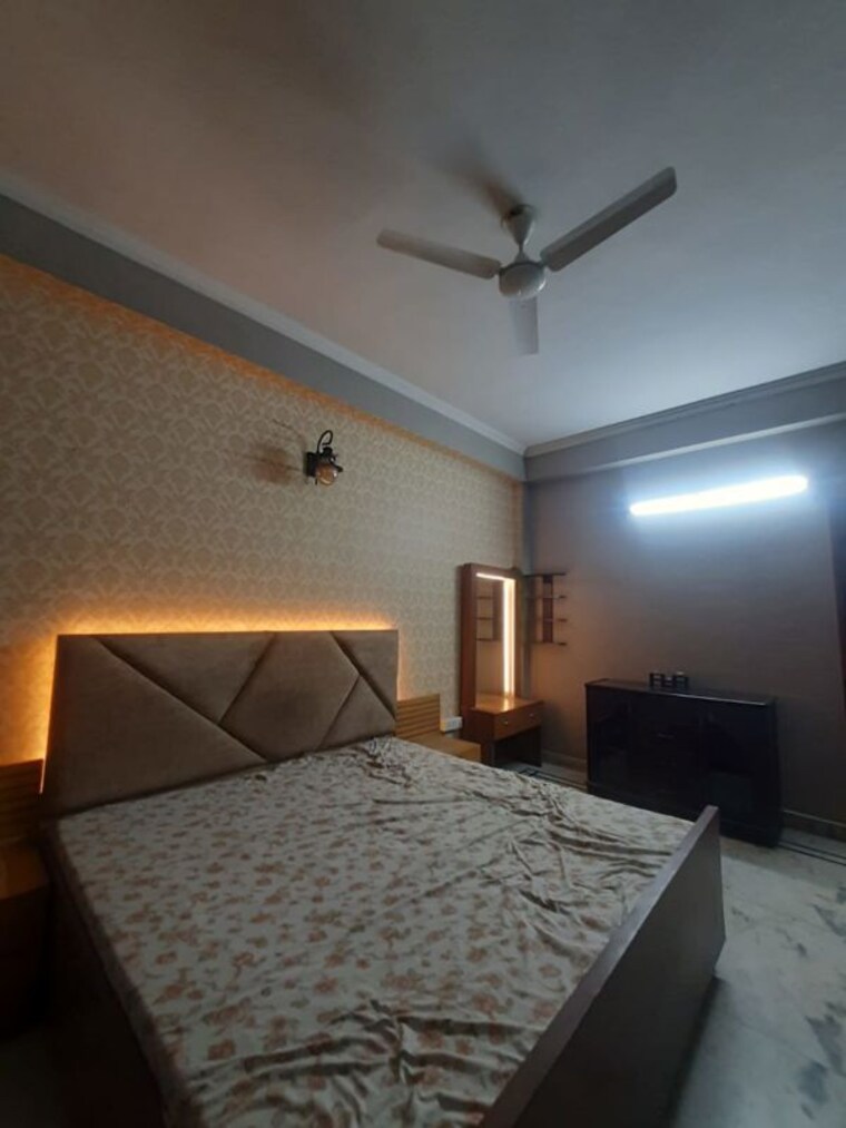 Bedroom, sector 49 2.5 Bedroom 1550 Sq.Ft. Villa In Sector 49 Noida 9808616