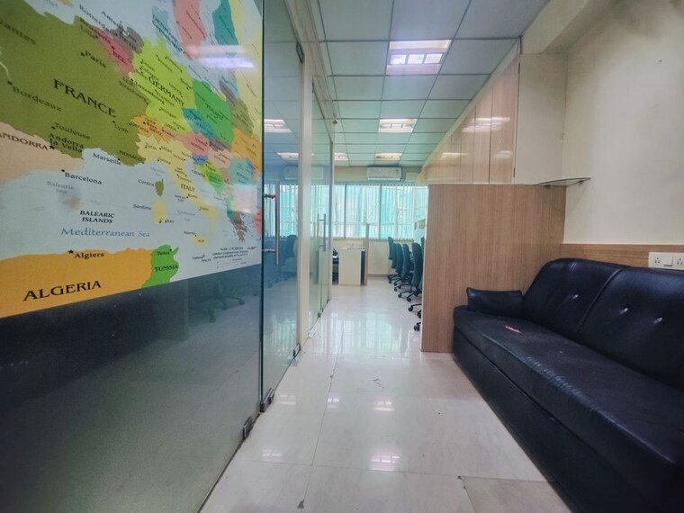 Entrance, malad west Commercial Office Space 380 Sq.Ft. In Malad West Mumbai 9918843