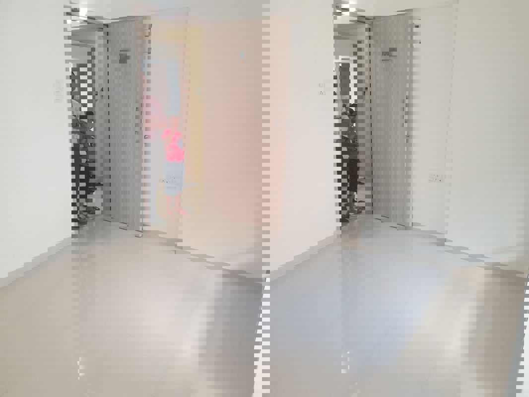 1 BHK + Extra Room,Store Room Apartment For Rent in Adi W 57