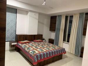Bedroom in 3 BHK Apartment at Unique Shanti Poonam Estate Cluster 2, Mira Road – for Rent