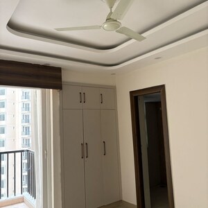 Building Lobby in 3 BHK Apartment at Amrapali Heartbeat City, Sector 107 – for Rent