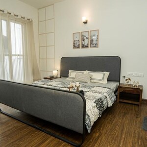 Bedroom in 3.5 BHK Apartment at Amrapali Heartbeat City, Sector 107 – for Rent