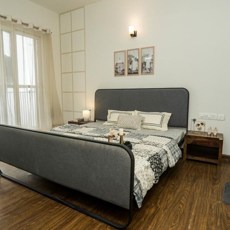 Bedroom, amrapali-heartbeat-city 3.5 Bedroom 1750 Sq.Ft. Apartment In Sector 107 Noida 9918901