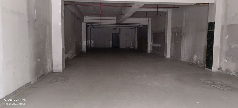  Parking, digamber jain mandir Commercial Office Space 3000 Sq.Ft. In Digamber Jain Mandir Meerut 9918916