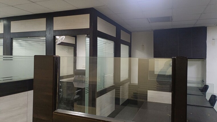 undefined, shastri nagar Commercial Office Space 1500 Sq.Ft. In Shastri Nagar Meerut 9918920