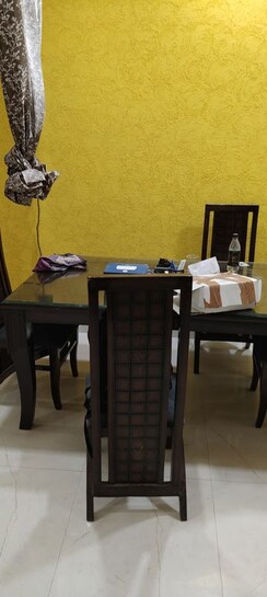 3 BHK + Servant Room Apartment For Rent in Kosmos Heights