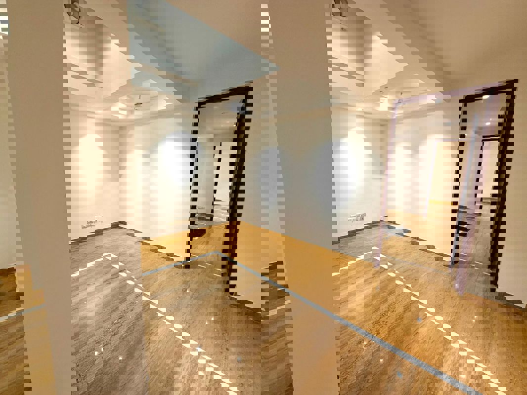 Office Space For Rent in Sector 16