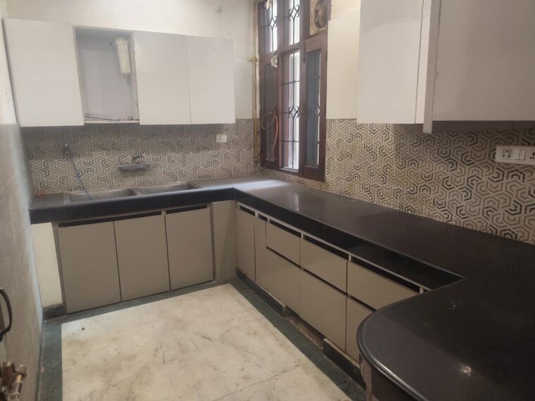 Kitchen, rwa-apartments-sector-41 3 Bedroom 180 Sq.Mt. Builder Floor In Sector 41 Noida 9918945