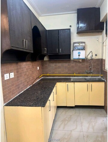 Kitchen in 2 BHK Apartment at Supertech 34 Pavilion, Sector 34 – for Rent