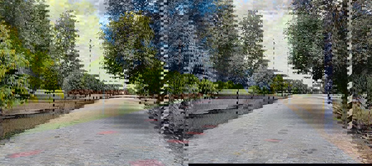 2 BHK + Extra Room Apartment For Sale in River View Arcade