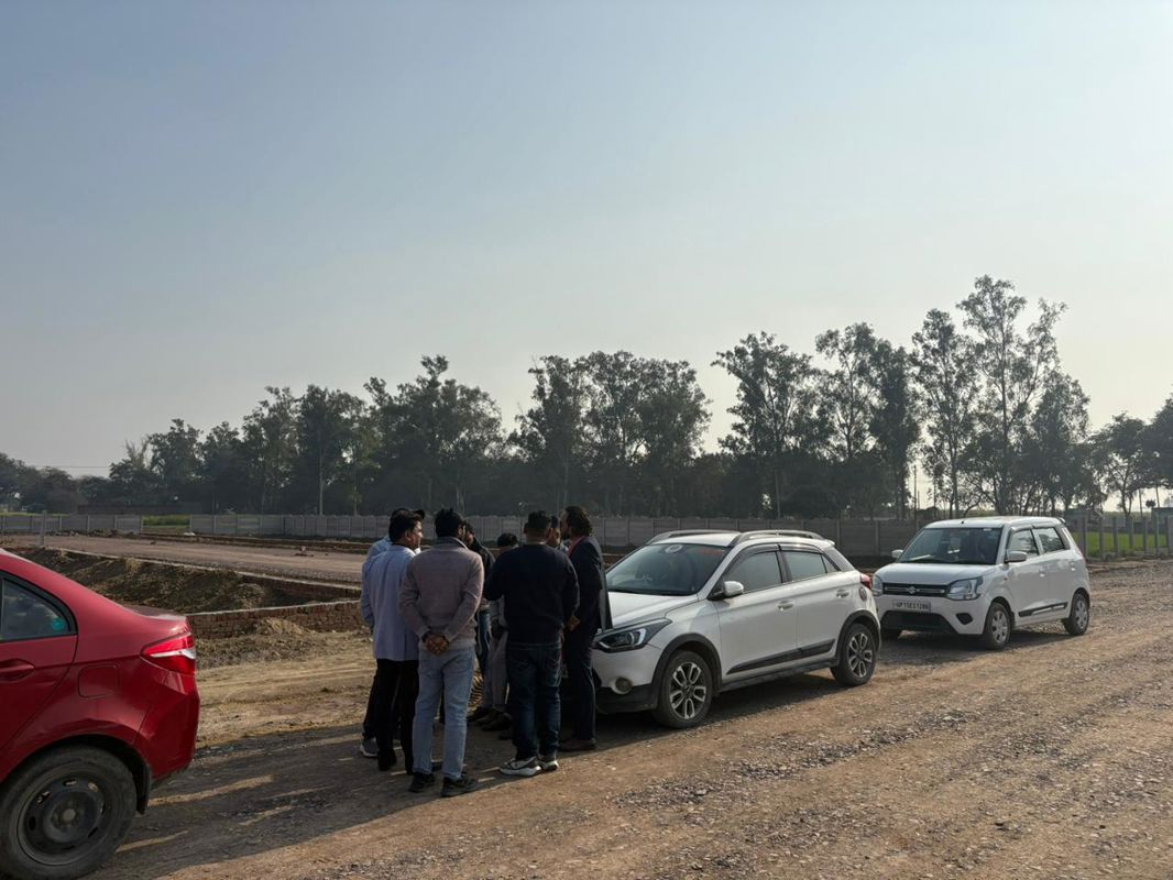 Plot For Sale in Rohta Road