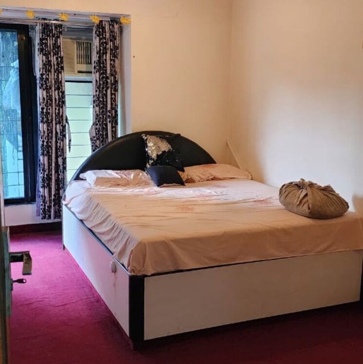 Bedroom, new-jay-palace 3.5 Bedroom 1050 Sq.Ft. Apartment In Yari Road Mumbai 9918959