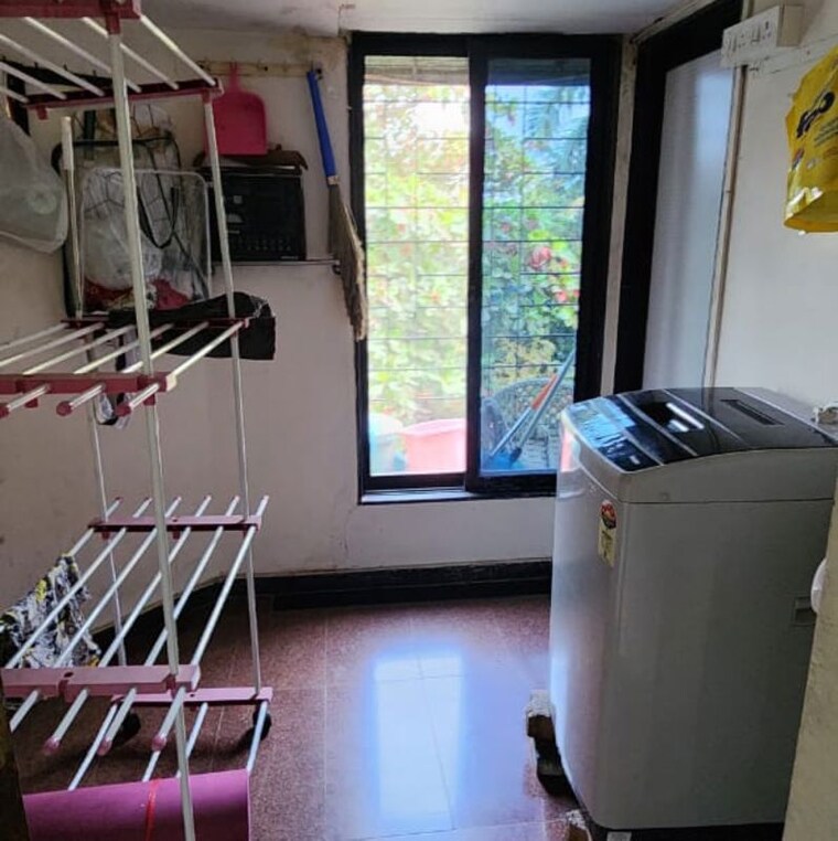 Balcony, new-jay-palace 3.5 Bedroom 1050 Sq.Ft. Apartment In Yari Road Mumbai 9918959